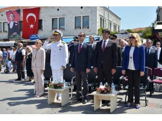 Foça Garnizon Komutanını da rehin almışlar