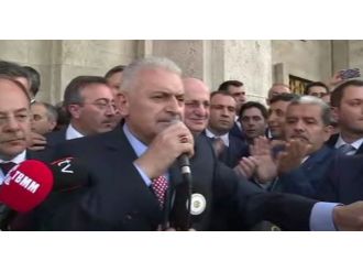 "Milli iradeye darbe yapmaya kalkanlar, darbeyi kendi yemişlerdir"