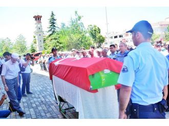 Çorumlu demokrasi şehidi toprağa verildi