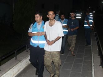 Darbeci 100 asker adliyeye sevk edildi