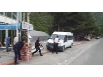 Trabzon’da polise saldırı: 5 yaralı