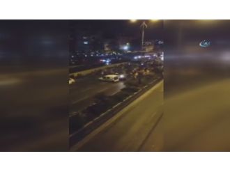 Darbeci hainler tankla araçları böyle ezdi