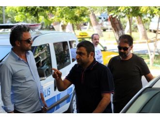 Eski ÇOMÜ Rektörü Laçiner ve kardeşi gözaltında