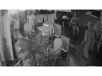 Darbe yaptıklarını televizyondan öğrendiler!