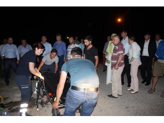 Kaza yapan gencin yardımına milletvekilleri koştu