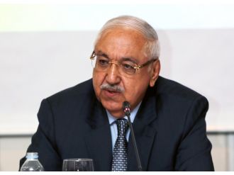 Ünlü iş adamı ve oğlu tutuklandı