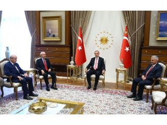 Cumhurbaşkanlığı Külliyesinde tarihi zirve