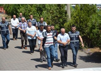 İş adamlarına FETÖ operasyonu