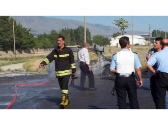 Erzincan’da polis ekiplerine bombalı saldırı