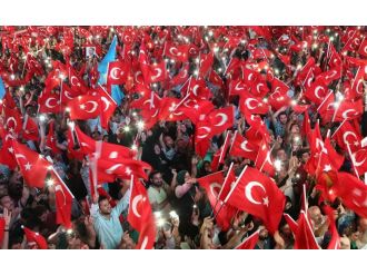 O akşam her 10 kişiden 4’ü meydanlardaydı