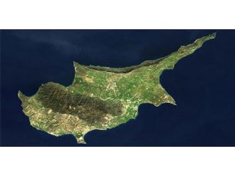 Kıbrıs art arda depremlerle sarsıldı