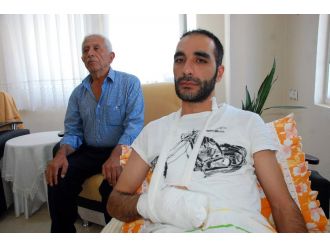 Vatana 2 parmağını feda etti