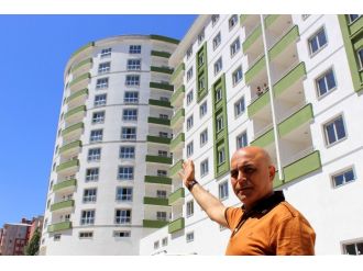 Şehitlerin ailelerine ev hediye edildi