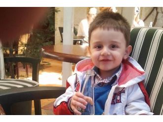 Dedesinin kullandığı araçta can verdi