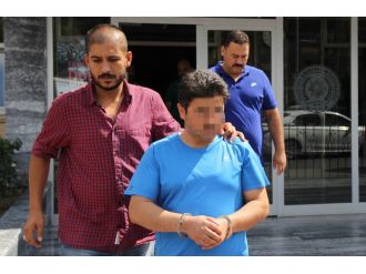 Yurdun eşyalarını çalıp satmış