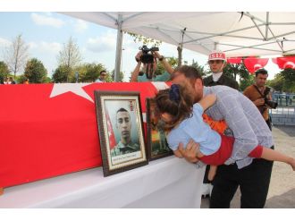 Şehide gözüyaşlı veda