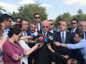 "Darbelere kapısını kapatmış bir ülkeye geçtik"