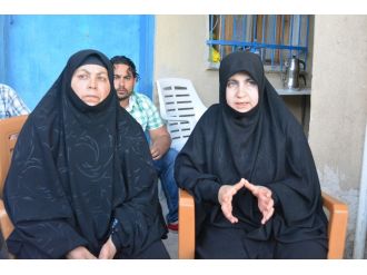 Vildan’dan haber yok: Gözü yaşlı aile kızlarını kaçıranlara seslendi