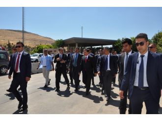 Bakan Cilvegözü Sınır Kapısında inceleme yaptı