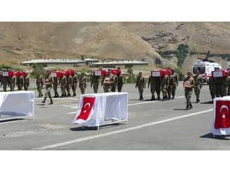 Hakkari şehitlerine uğurlama töreni