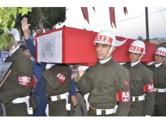 Şehit uzman çavuş son yolculuğuna uğurlandı