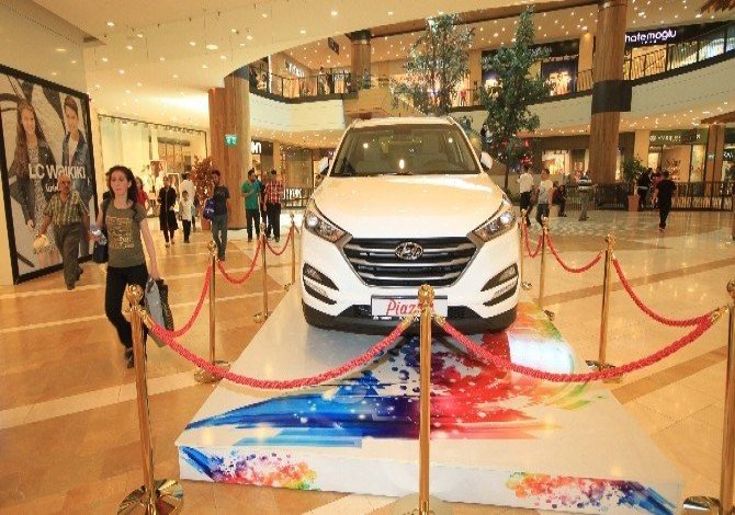 Piazza’da Ağustos etkinlikleri