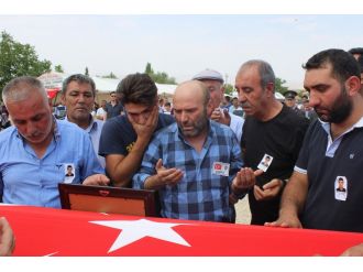 Kırşehirli şehit polis son yolculuğuna uğurlandı