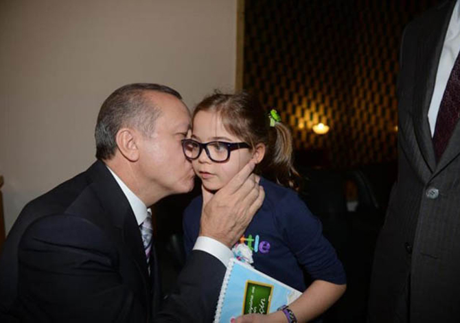 Demokrasi Meydanına Damga Vurdu