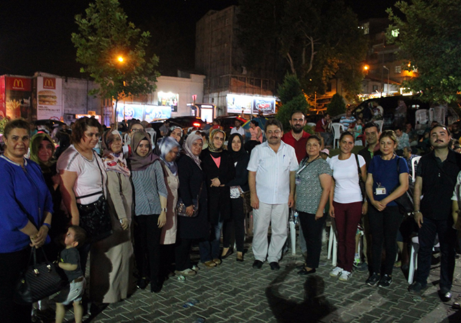 Kütüphaneciler Demokrasi Nöbetinde