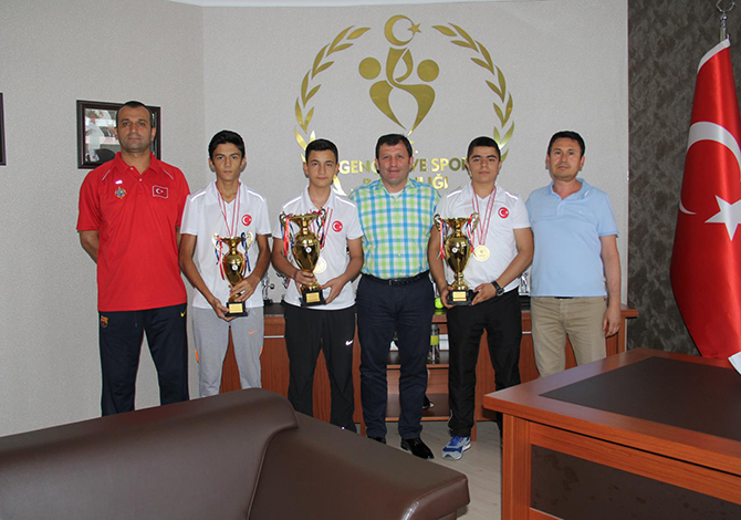 Kahramanmaraş'ın Gençleri Yusuf Dikeç'in İzinde