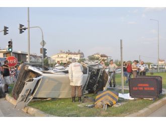 Araçlar hurdaya döndü: 1 ölü, 1 yaralı