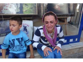 Annesi ortalığı birbirine kattı, çocuk mağazada uyurken bulundu