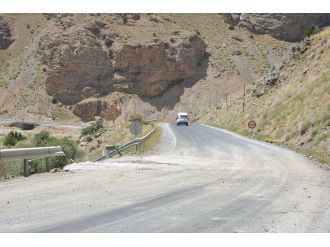 Van Çatak karayolunda askere EYP’li saldırı