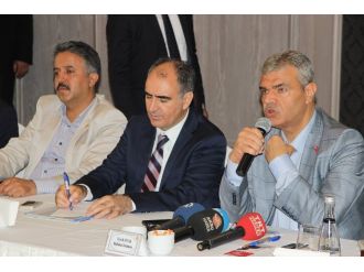 AK Partili Kaynak, Batı ülkelerini eleştirdi