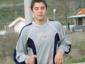 Genç kaleci göğsünden bıçaklanarak öldürüldü