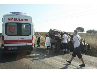 Tatil yolunda kaza: 8 yaralı