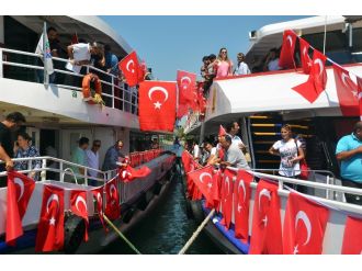 Teknelerle Yenikapı’ya