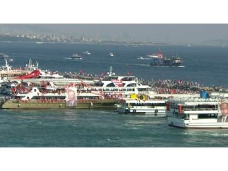 Yenikapı iskelesine yanaşamayınca geri döndüler