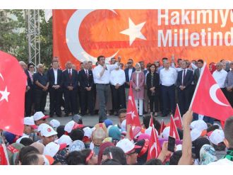 Zeybekci: Bunlara lağım faresi demek, farelere hakarettir