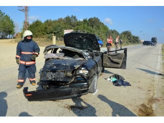 Araç hurdaya döndü: 6 yaralı