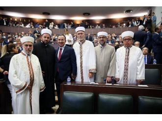 AK Parti Grup Toplantısı’nda sürpriz konuklar