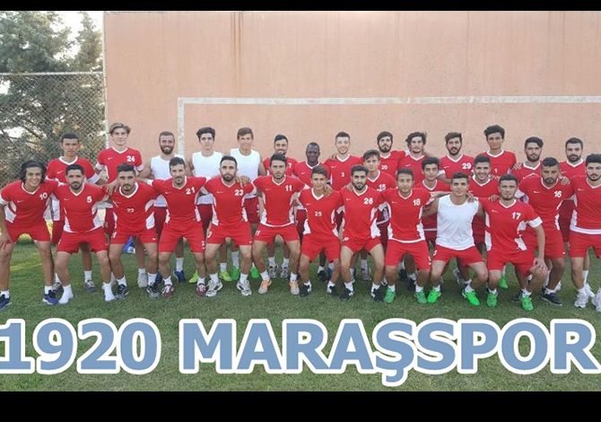 1920 Maraşspor Sahaya İndi