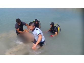 Yüzme yarışı yaparken boğuldu