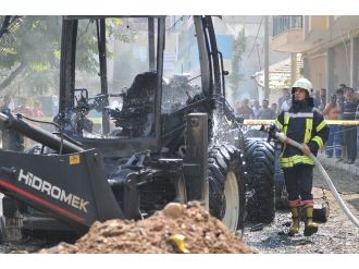 Doğalgaz hattı patladı, faciaya ramak kaldı