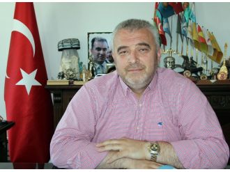 Darbeci sandığı iki kişiyi rehin aldı