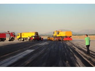 F4’lerin önünü böyle kesmişler