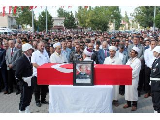 Mardin şehidi dualarla uğurlandı