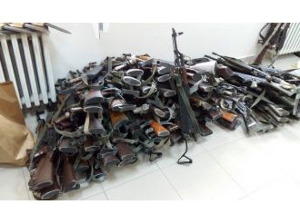 Yüksekova’da silah ve mühimmat ele geçirildi