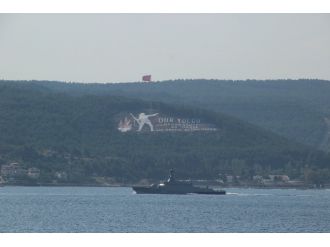 Rus savaş gemileri boğazdan geçti