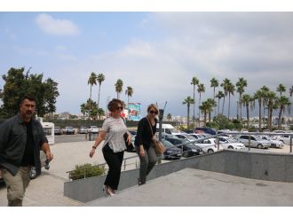 ABD Konsolosu cezaevinde tutukluyla görüştü